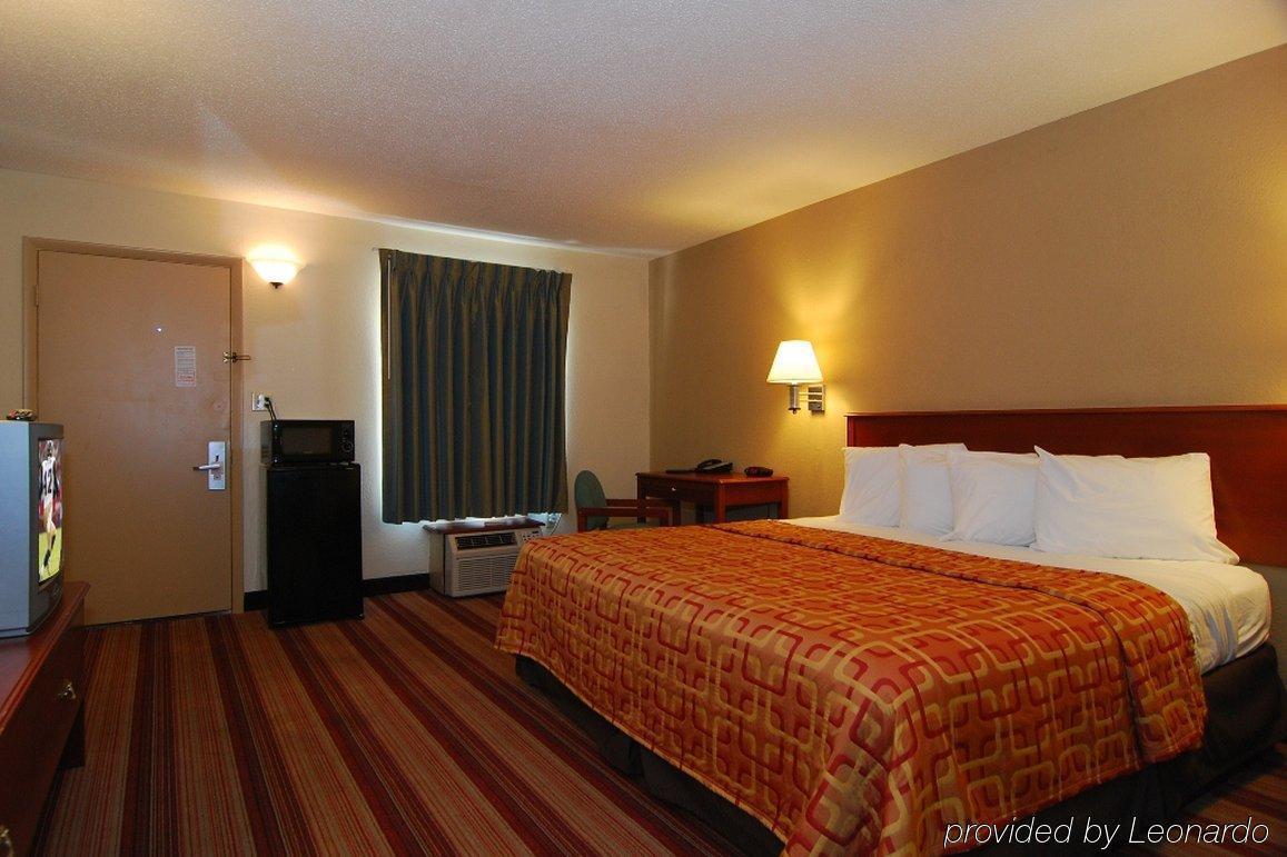 Red Roof Inn Bloomington - Normal/University Exterior foto